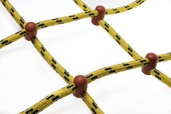 Siatka do wspinaczki żółto-czarna z czerwonymi łącznikami